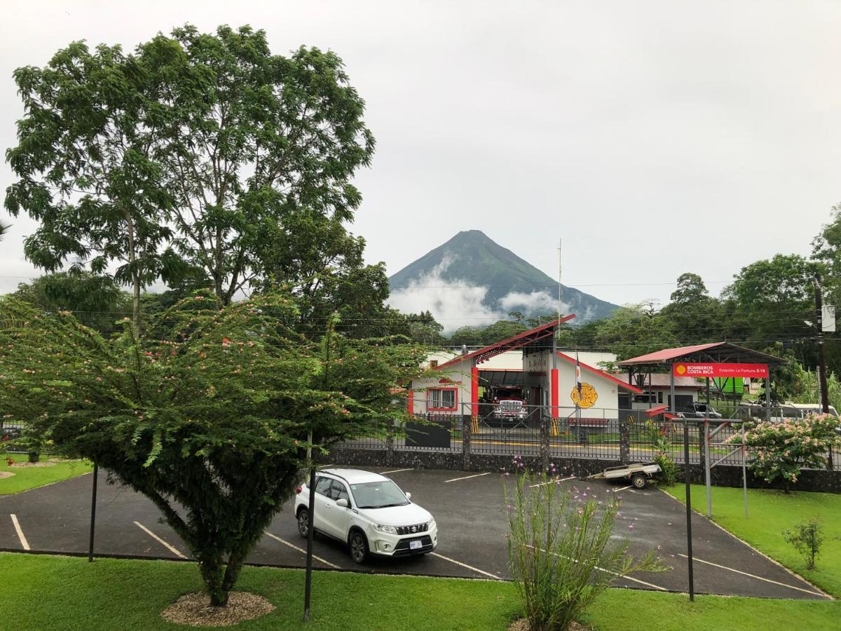 Condo'S Vista Al Volcan La Fortuna Exterior photo